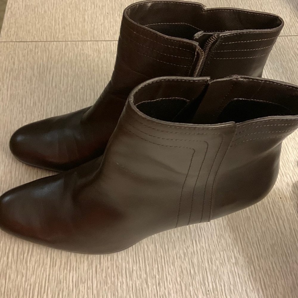Bandolino Booties size 7.5